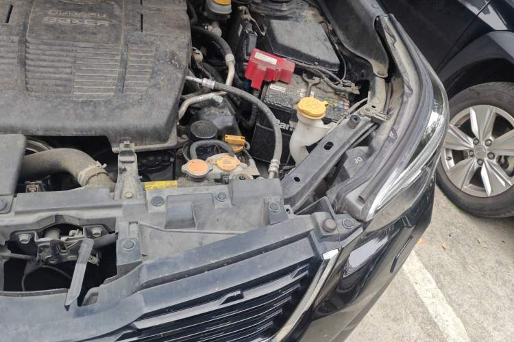 Used Subaru Forester 2019 2.0i e-Boxer Sport Edition EyeSight Engine Bay Left