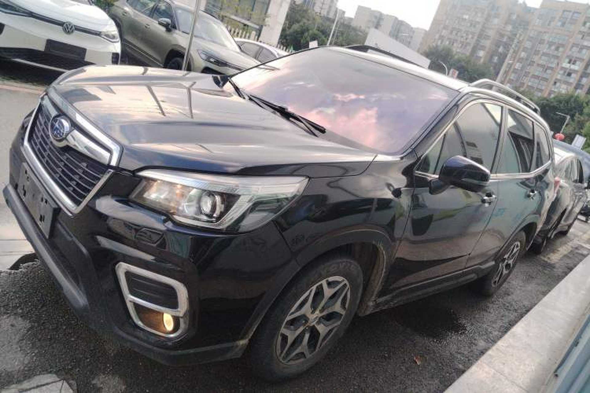 Used Subaru Forester 2019 2.0i Luxury Edition Exterior 3