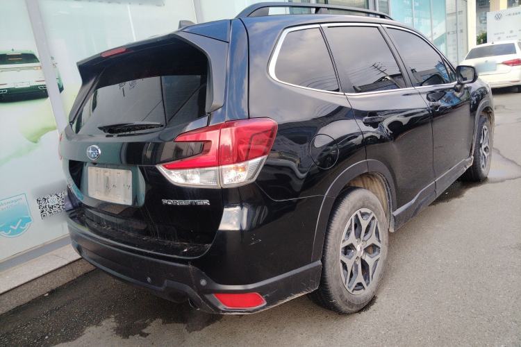 Used Subaru Forester 2019 2.0i Luxury Edition Exterior 5