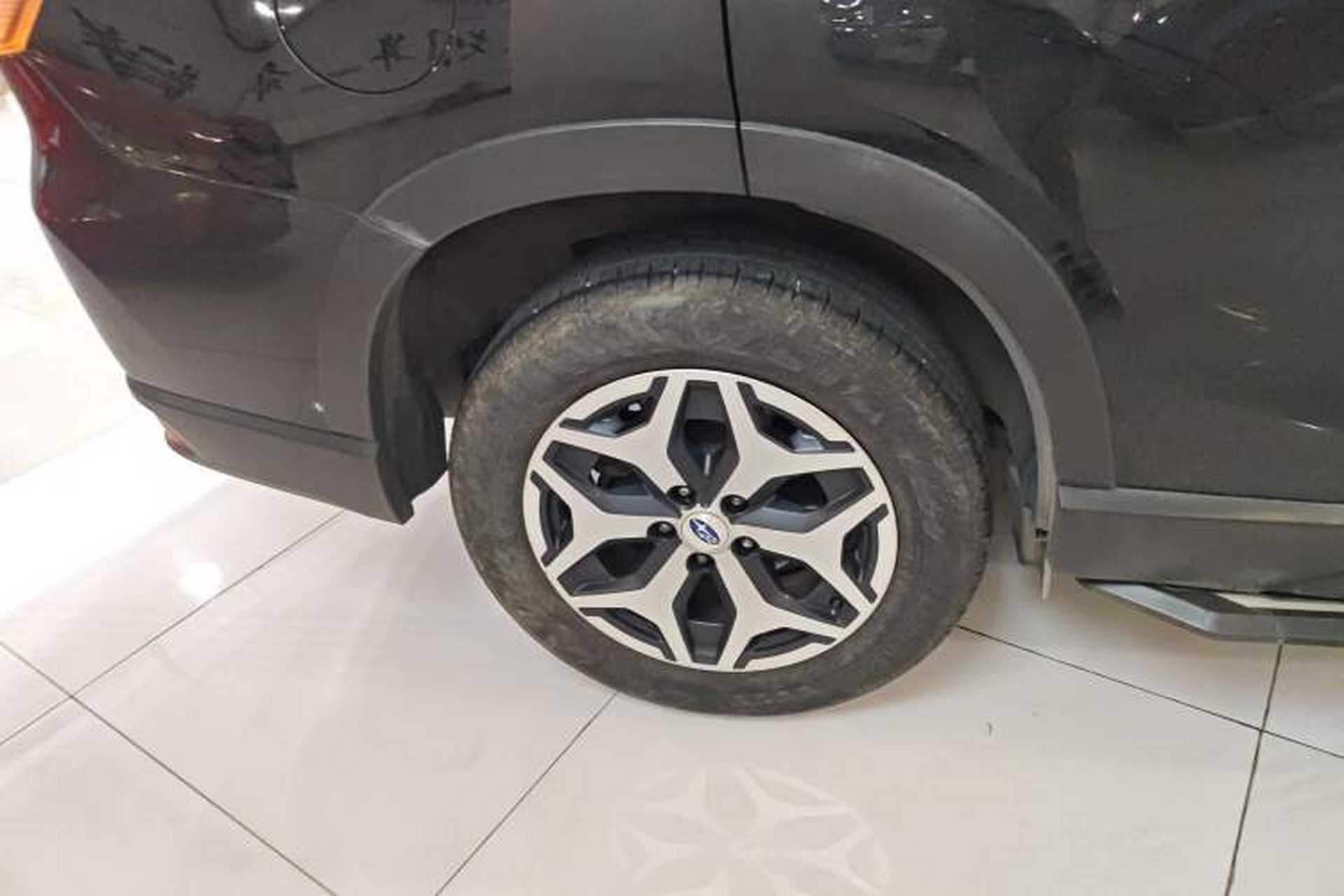 Used Subaru Forester 2019 2.0i Luxury Edition EyeSight Exterior 5