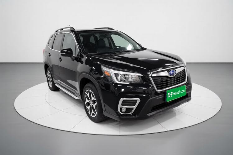 Used Subaru Forester 2019 2.0i Luxury Edition EyeSight Front Right 45 Deg