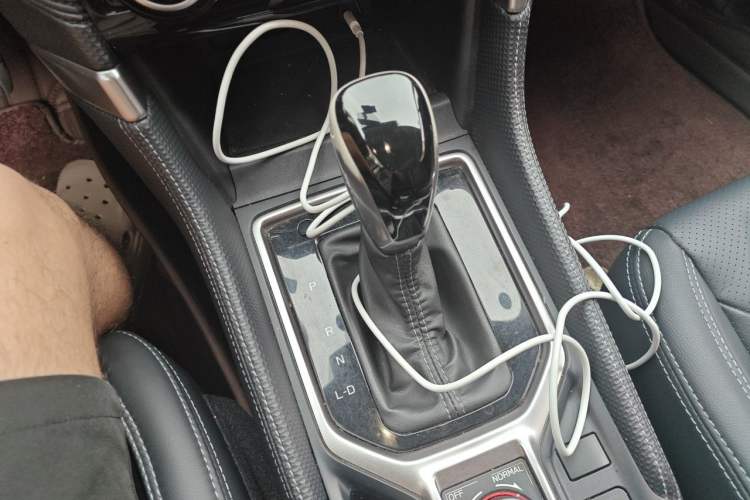 Used Subaru Forester 2019 2.0i Luxury Edition EyeSight Gear Lever