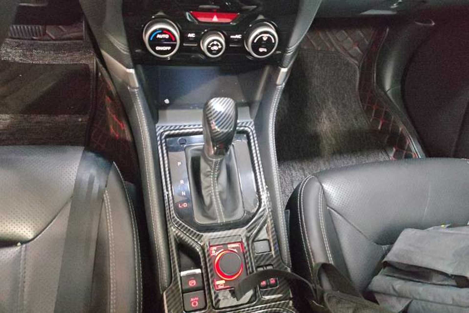 Used Subaru Forester 2019 2.0i Luxury Edition EyeSight Gear Lever