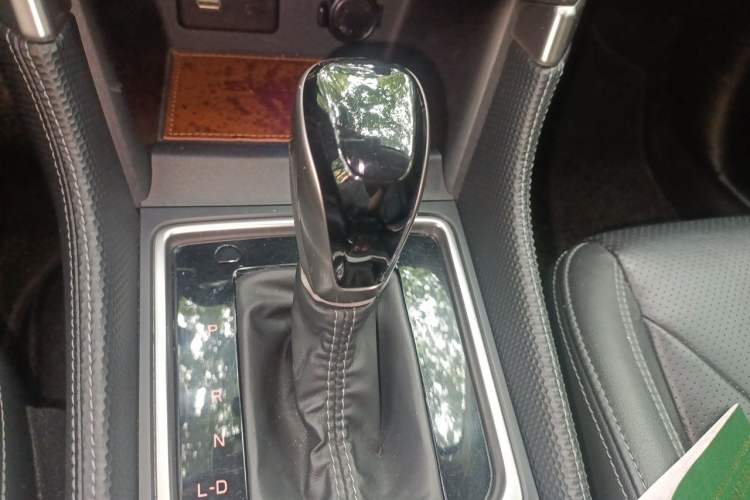 Used Subaru Forester 2019 2.0i Luxury Edition EyeSight Gear Lever