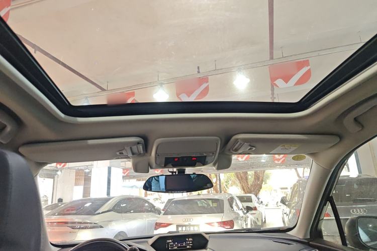 Used Subaru Forester 2019 2.0i Luxury Edition EyeSight Headliner