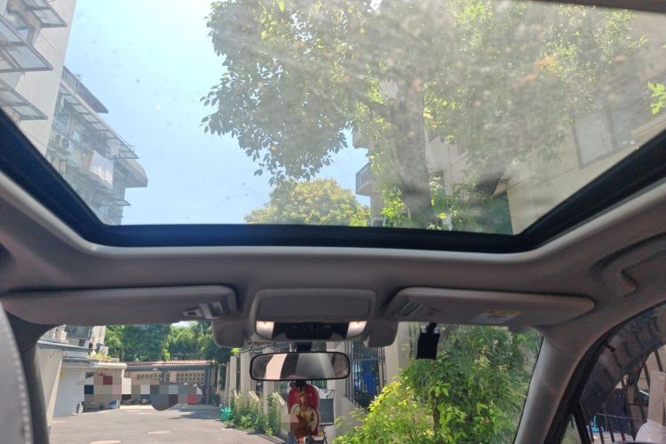 Used Subaru Forester 2019 2.0i Luxury Edition EyeSight Headliner