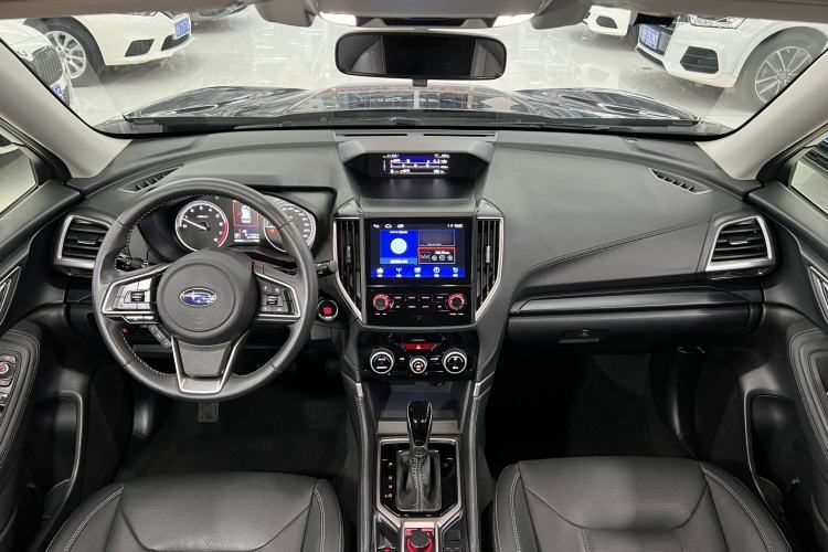 Used Subaru Forester 2019 2.0i Luxury Edition EyeSight Interior 2
