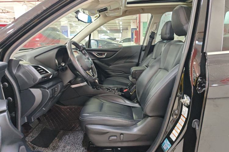 Used Subaru Forester 2019 2.0i Luxury Edition EyeSight Left Front Seat