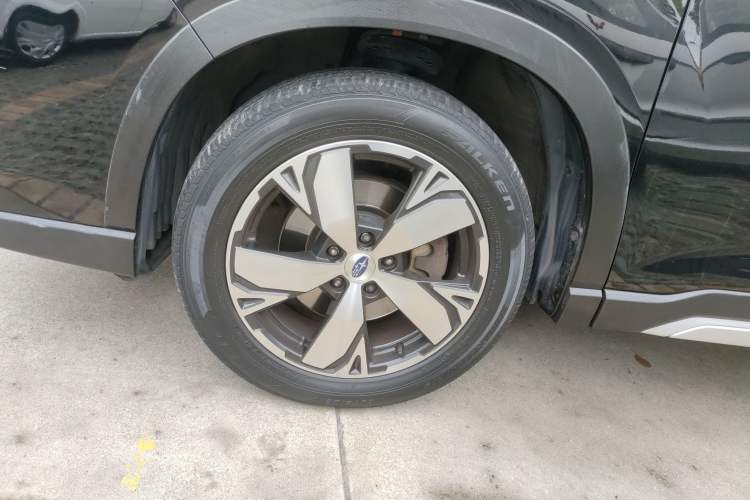 Used Subaru Forester 2019 2.0i Smart Engine Sport Edition Left Front Wheel Hub