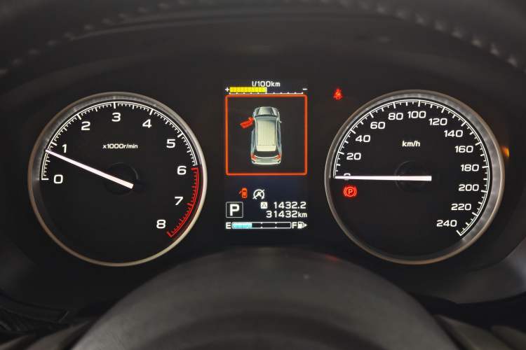 Used Subaru Forester 2019 2.0i Luxury Edition EyeSight Odometer Close Up