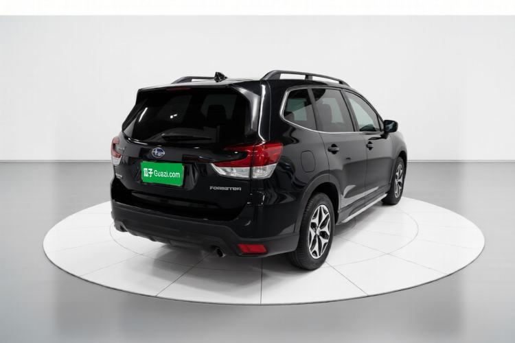 Used Subaru Forester 2019 2.0i Luxury Edition EyeSight Rear Right 45 Deg