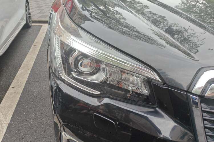 Used Subaru Forester 2019 2.0i Luxury Edition EyeSight Right Front Headlight
