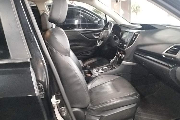 Used Subaru Forester 2019 2.0i Luxury Edition EyeSight Right Front Seat