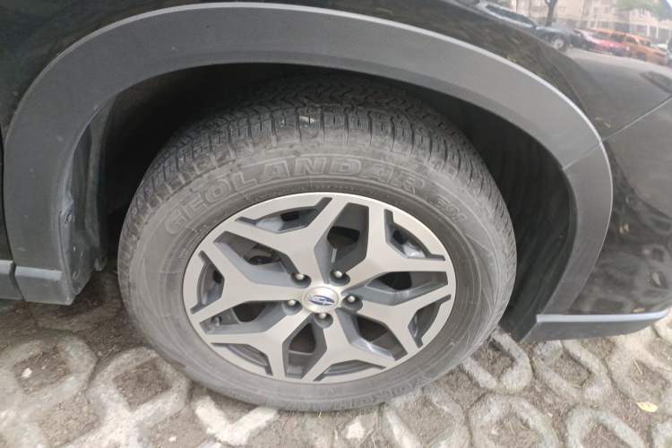 Used Subaru Forester 2019 2.0i Luxury Edition EyeSight Right Front Wheel Hub