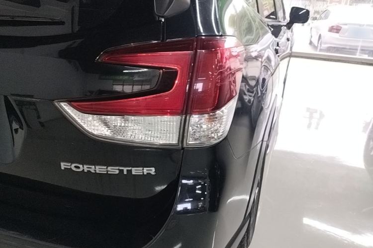 Used Subaru Forester 2019 2.0i Luxury Edition EyeSight Right Rear Taillight
