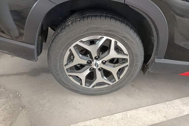 Used Subaru Forester 2019 2.0i Luxury Edition EyeSight Right Rear Wheel Hub