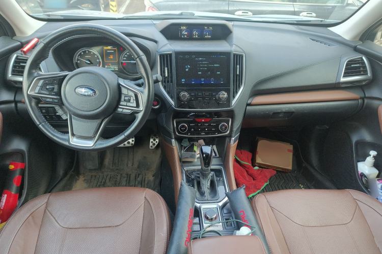 Used Subaru Forester 2019 2.0i e-Boxer Sport Edition EyeSight Center Console
