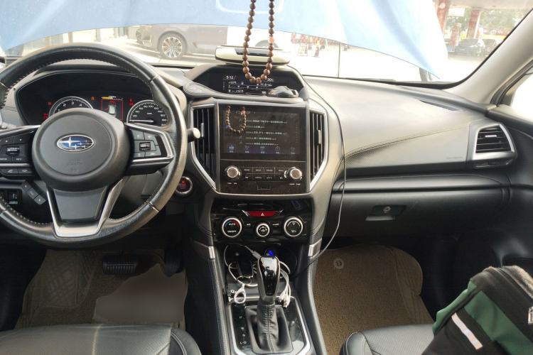 Used Subaru Forester 2019 2.0i Luxury Edition EyeSight Center Console