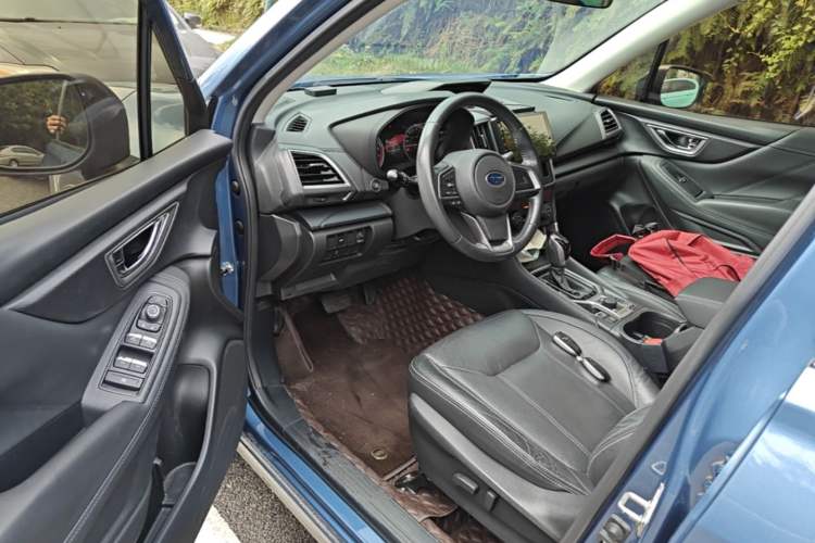 Used Subaru Forester 2019 2.0i Luxury Edition Driver Seat