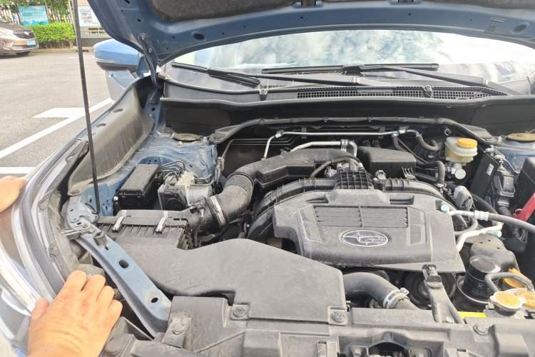 Used Subaru Forester 2019 2.0i Luxury Edition EyeSight Engine Bay Right