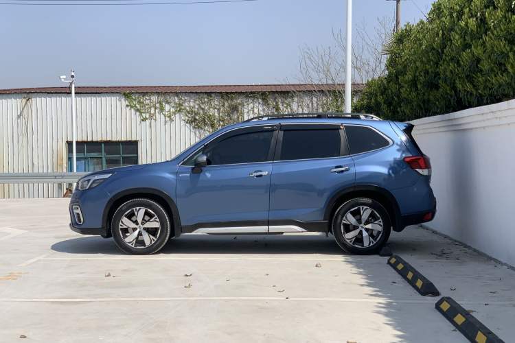 Used Subaru Forester 2019 2.0i Smart Engine Flagship Edition EyeSight Exterior 1