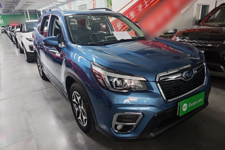 Used Subaru Forester 2019 2.0i Luxury Edition EyeSight Front Right 45 Deg