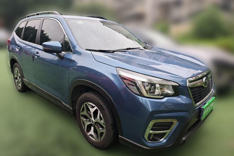 Used Subaru Forester 2019 2.0i Luxury Edition EyeSight Front Right 45 Deg