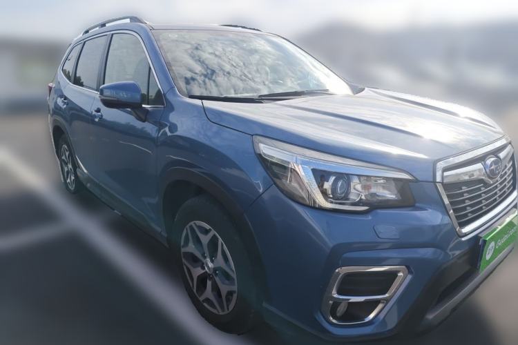 Used Subaru Forester 2019 2.0i Luxury Edition EyeSight Front Right 45 Deg