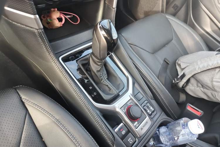 Used Subaru Forester 2019 2.0i Luxury Edition EyeSight Gear Lever