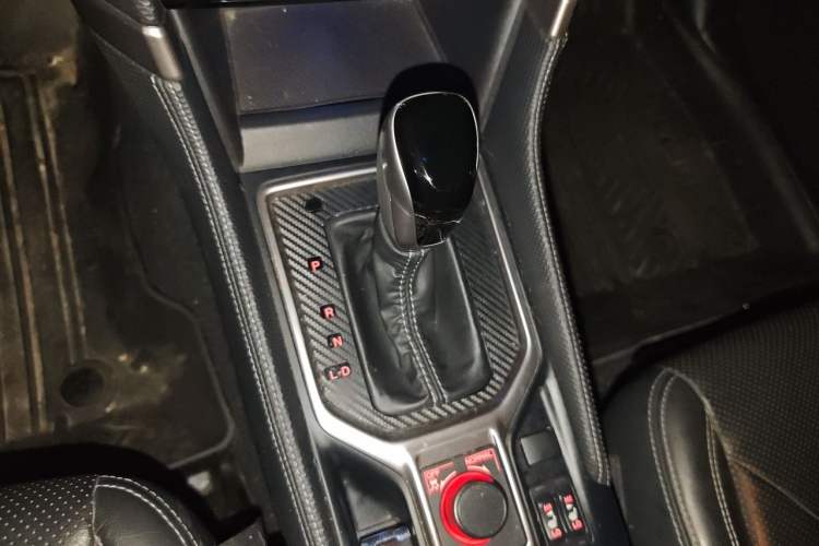 Used Subaru Forester 2019 2.0i Luxury Edition EyeSight Gear Lever