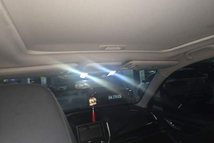Used Subaru Forester 2019 2.0i Luxury Edition Headliner