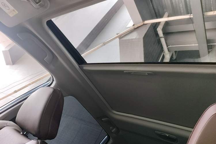 Used Subaru Forester 2019 2.0i Smart Engine Sport Edition Headliner