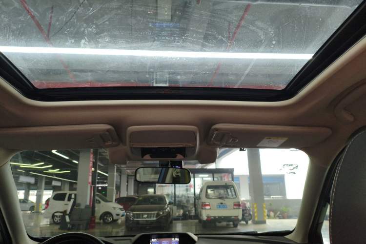 Used Subaru Forester 2019 2.0i Luxury Edition EyeSight Headliner