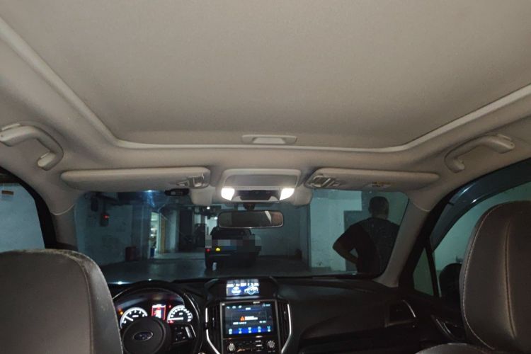 Used Subaru Forester 2019 2.0i Luxury Edition EyeSight Headliner