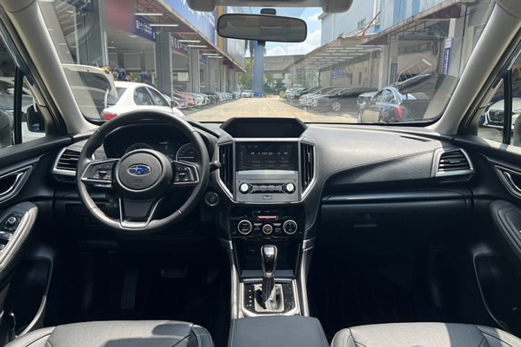 Used Subaru Forester 2019 2.0i Luxury Edition EyeSight Interior 1