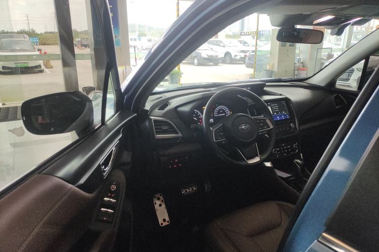 Used Subaru Forester 2019 2.0i e-Boxer Sport Edition EyeSight Interior 3
