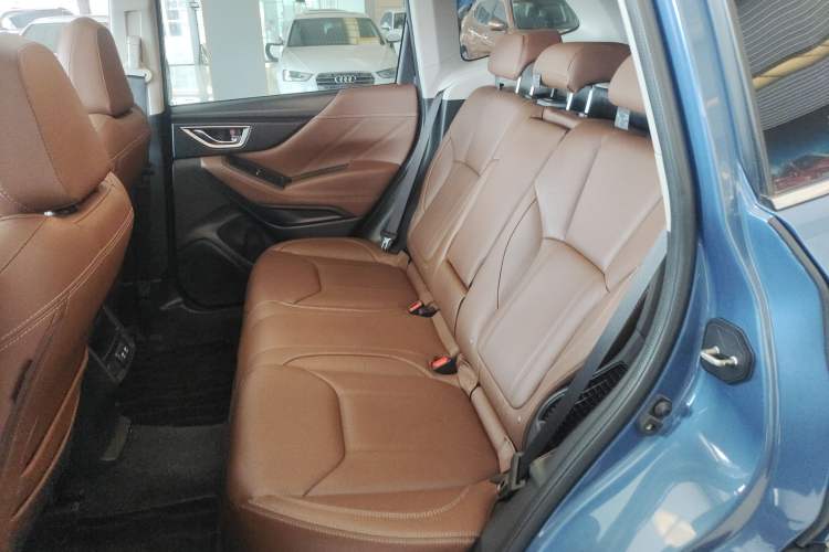 Used Subaru Forester 2019 2.0i e-Boxer Sport Edition EyeSight Interior 4