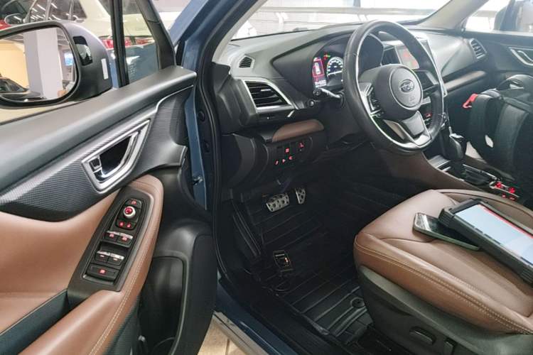 Used Subaru Forester 2019 2.0i Smart Engine Sport Edition Left Front Seat