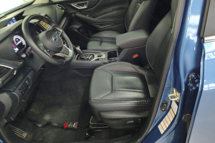 Used Subaru Forester 2019 2.0i Luxury Edition EyeSight Left Front Seat