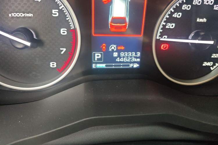 Used Subaru Forester 2019 2.0i Luxury Edition EyeSight Odometer Close Up