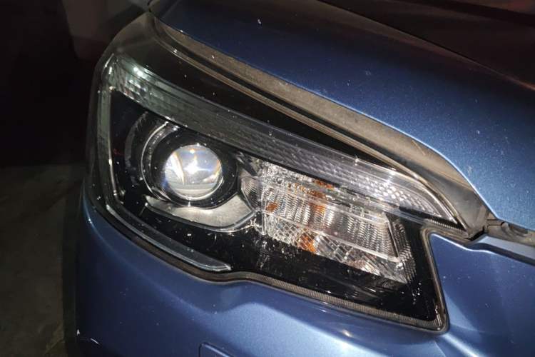 Used Subaru Forester 2019 2.0i Luxury Edition EyeSight Right Front Headlight