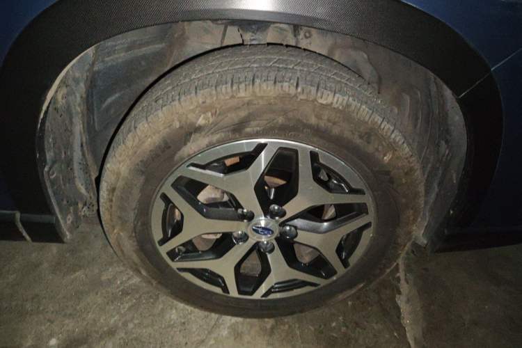 Used Subaru Forester 2019 2.0i Luxury Edition EyeSight Right Front Wheel Hub