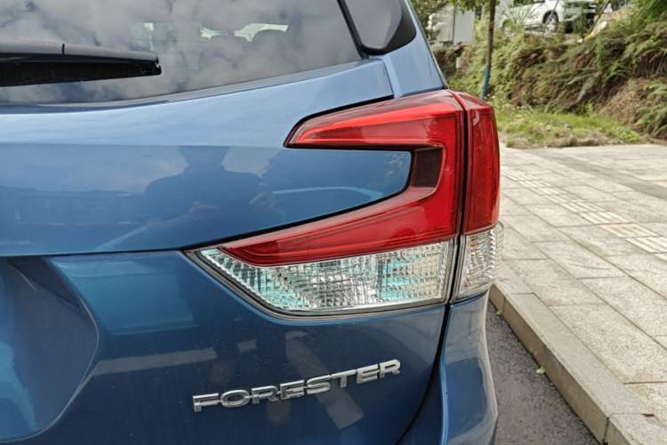 Used Subaru Forester 2019 2.0i Luxury Edition Right Rear Taillight