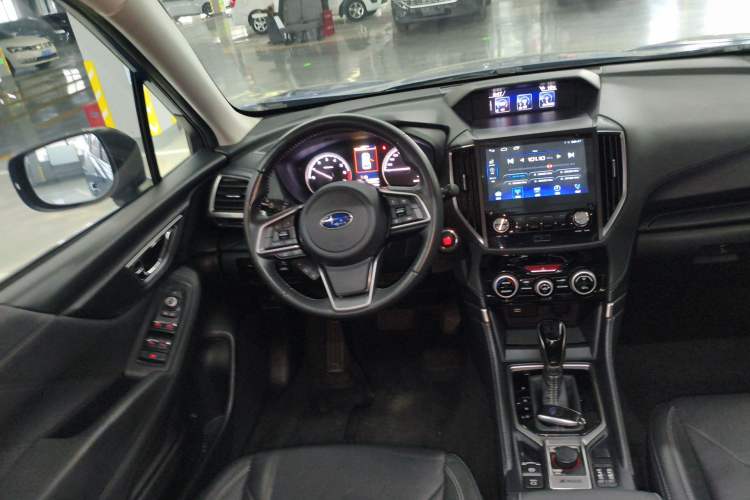 Used Subaru Forester 2019 2.0i Luxury Edition EyeSight Steering Wheel