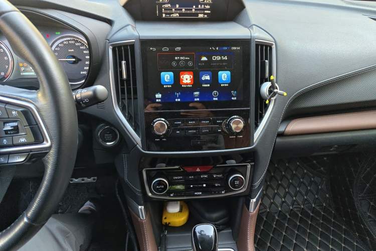 Used Subaru Forester 2019 2.0i e-Boxer Sport Edition EyeSight Audio And AC Panel