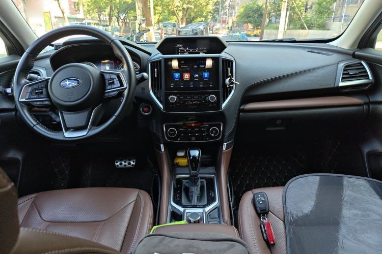 Used Subaru Forester 2019 2.0i e-Boxer Sport Edition EyeSight Center Console