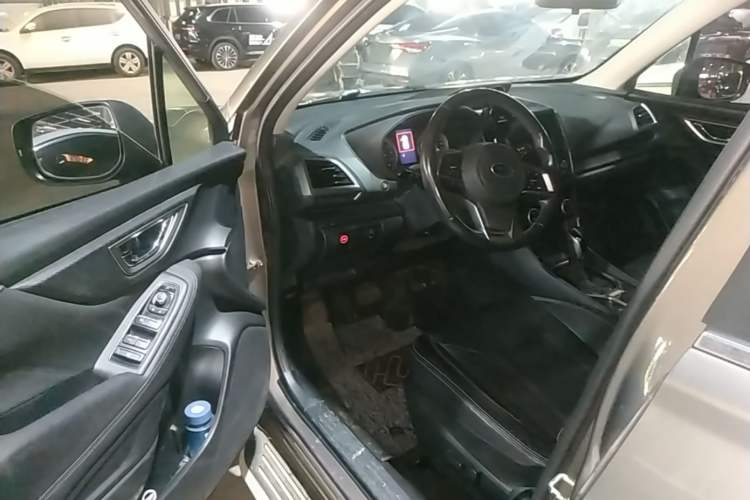 Used Subaru Forester 2019 2.0i Luxury Edition EyeSight Driver Seat