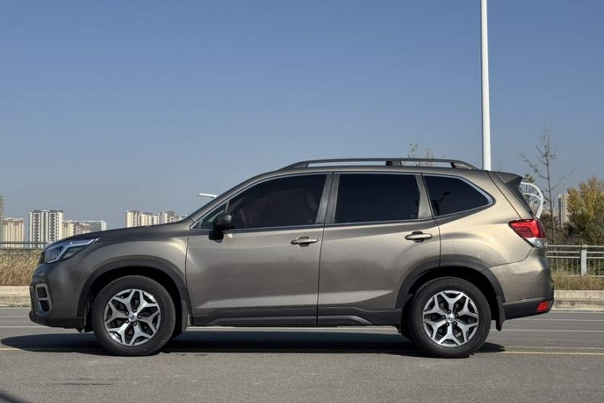 Used Subaru Forester 2019 2.0i Luxury Edition EyeSight Exterior 1