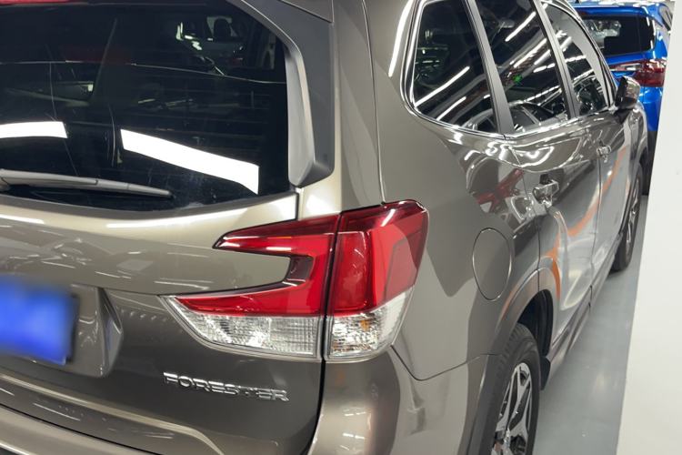 Used Subaru Forester 2019 2.0i Luxury Edition Exterior 2