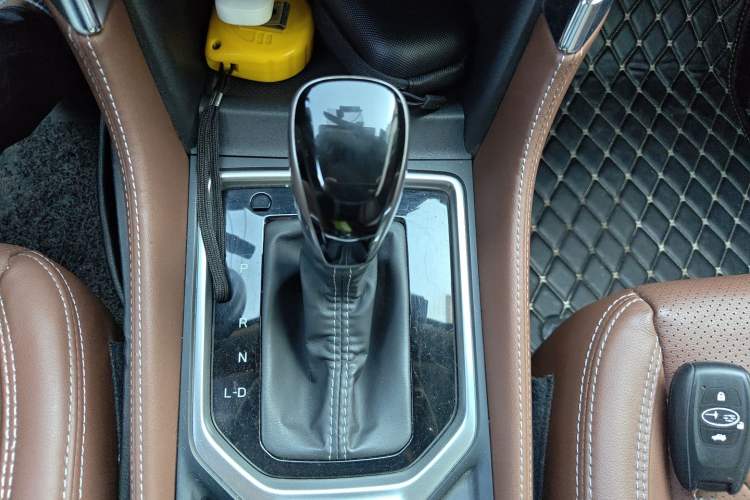 Used Subaru Forester 2019 2.0i e-Boxer Sport Edition EyeSight Gear Lever